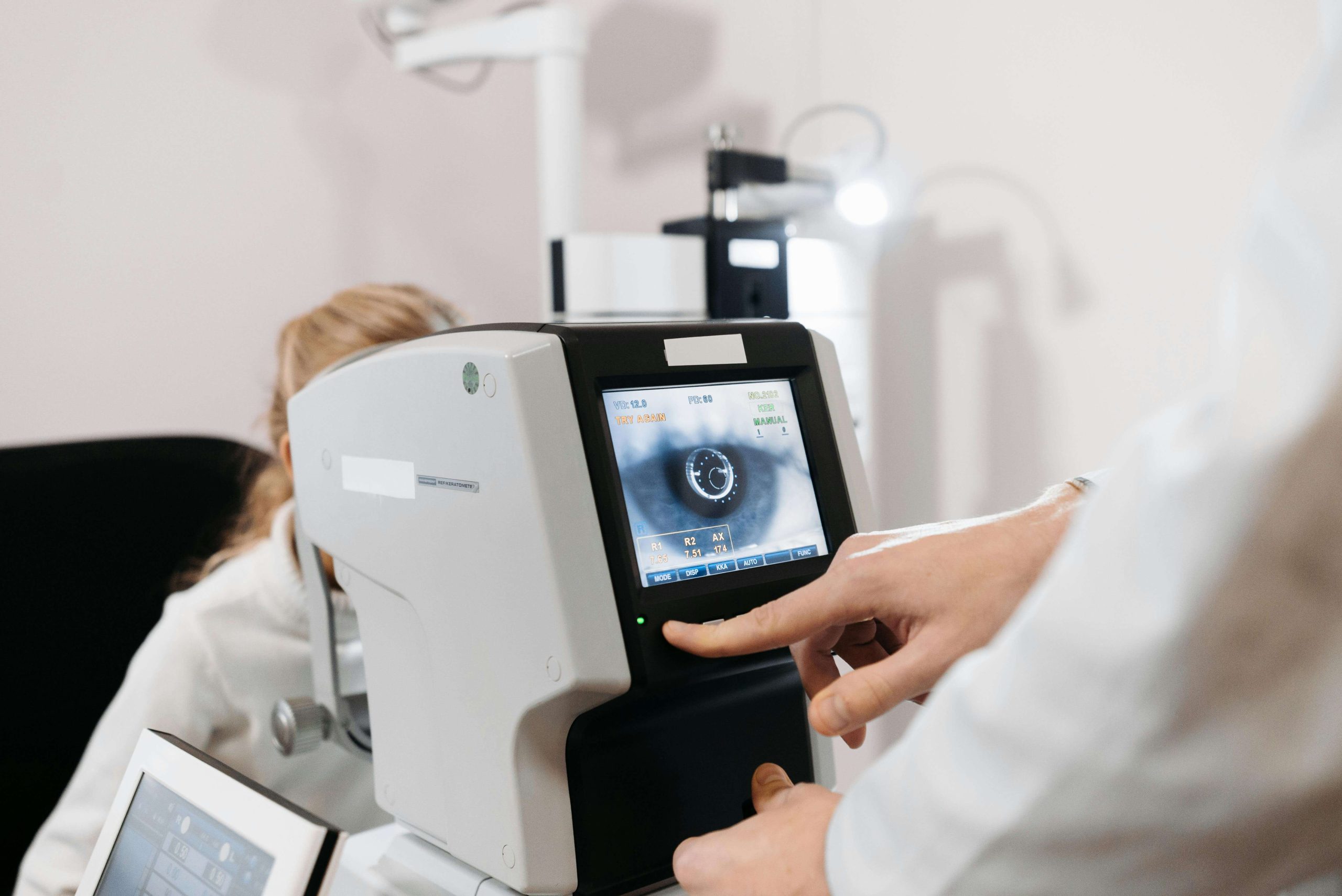 Eye Care Tips Every Retiree Should Implement